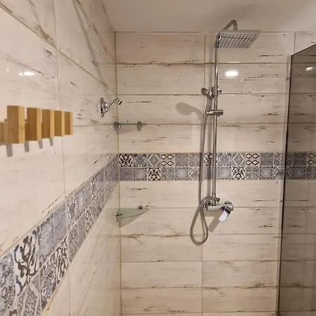 Objevte Krasu Beskyd , Navstivte Chatu Lojza * Staré Hamry