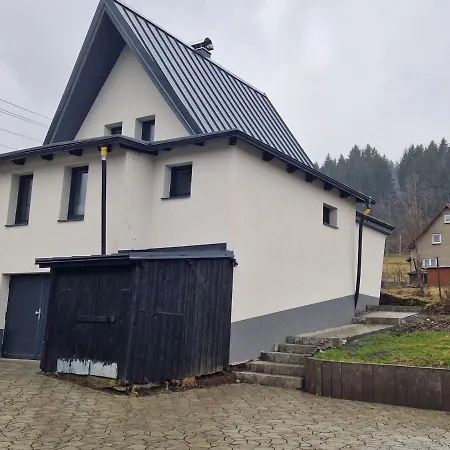 Objevte Krasu Beskyd , Navstivte Chatu Lojza Шале *
