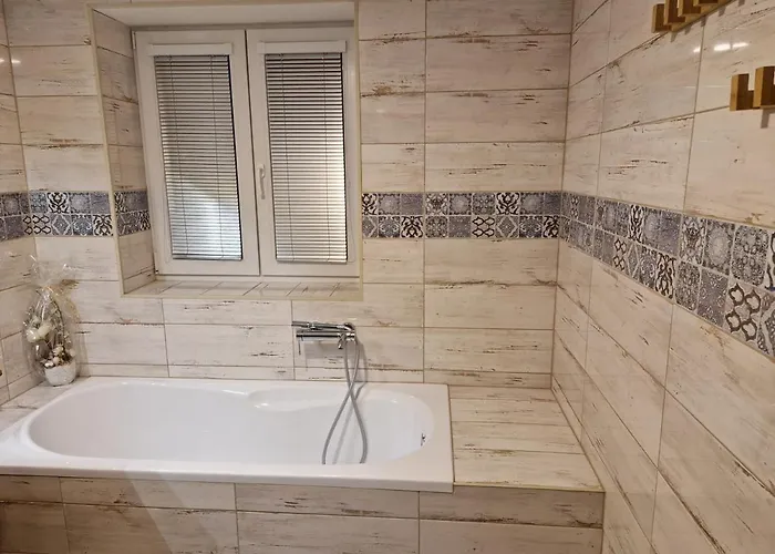 Chalet Objevte Krasu Beskyd , Navstivte Chatu Lojza *